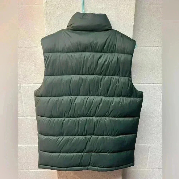 Old Navy puffer vest. Size Small - Picture 2 of 3